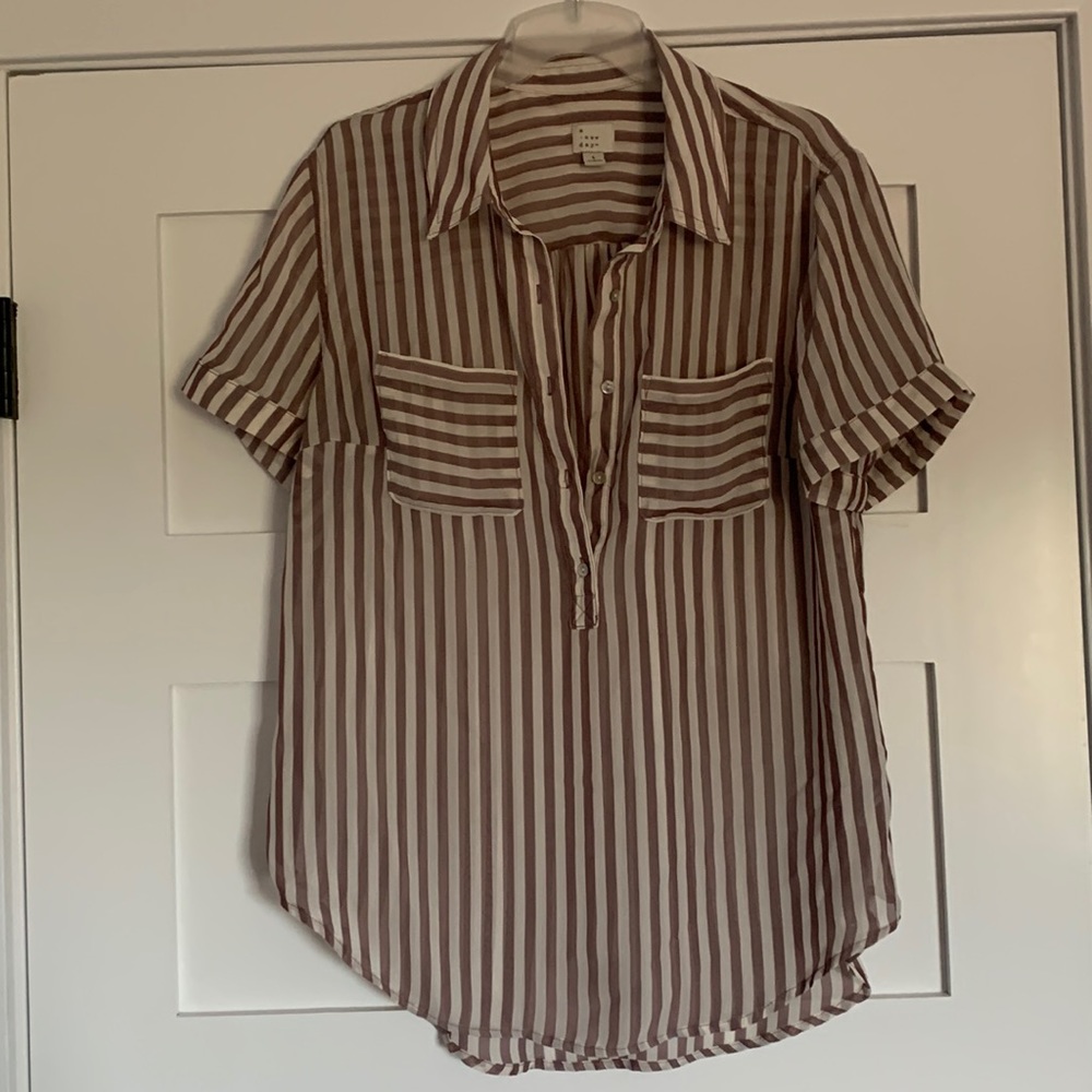 A New Day short sleeve top